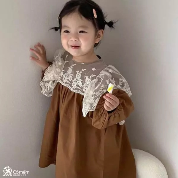 Bé gái tóc ngắn búi Natra