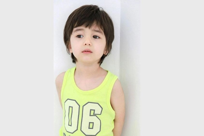 bé gái với kiểu tóc tomboy tém sành điệu