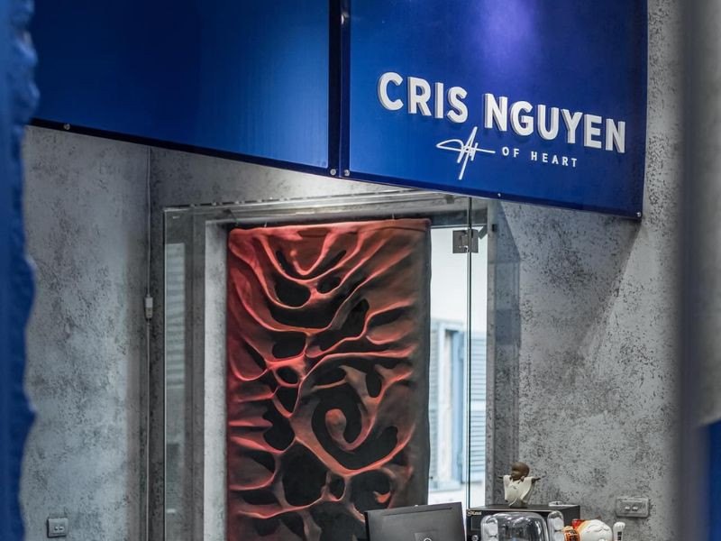 Cris Nguyễn Hair Salon chuyên các kiểu tóc trung niên Hàn Quốc cá tính