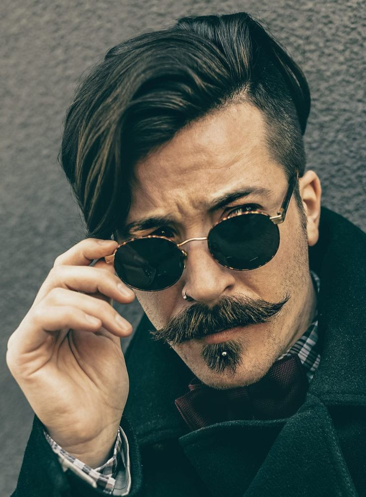 đặc điểm kiểu tóc side swept ngắn