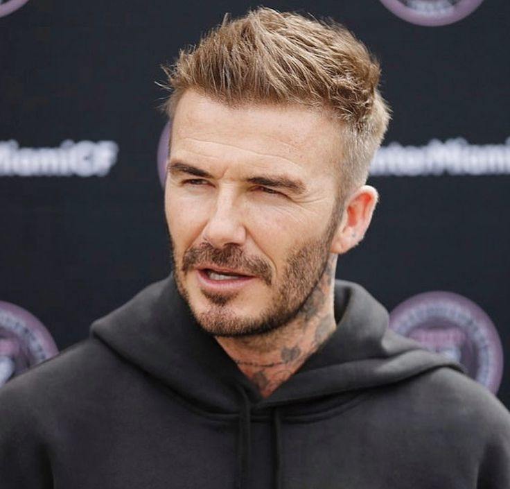 David Beckham phong thái với Quiff