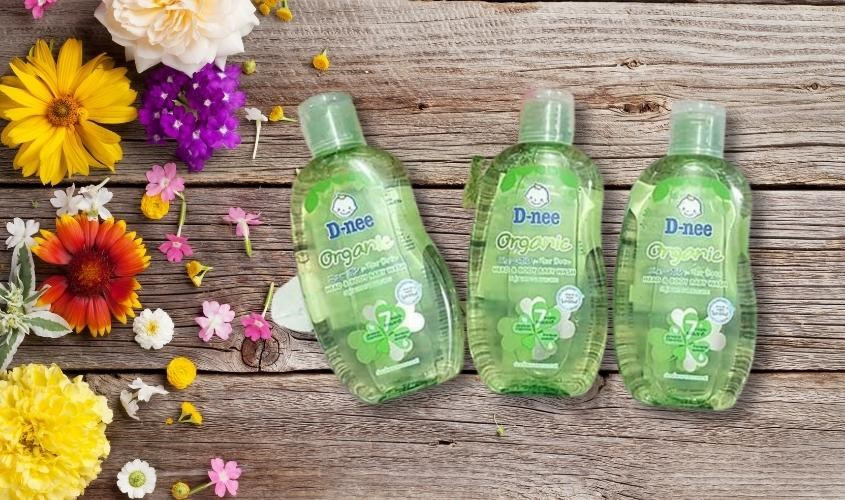 Dùng dầu tắm gội cho bé D-nee Organic chiết xuất rau má 200 ml để gội đầu cho bé thường xuyên