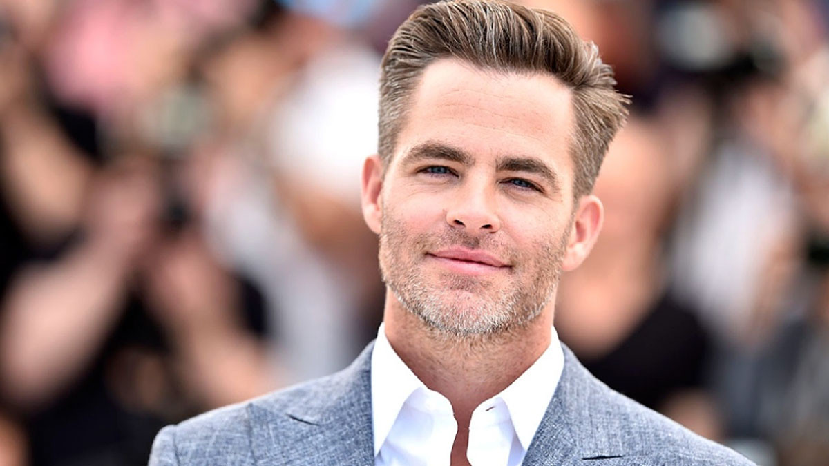 Hình ảnh một kiểu tóc Armani vuốt 7/3, thể hiện sự thanh lịch và phong cách