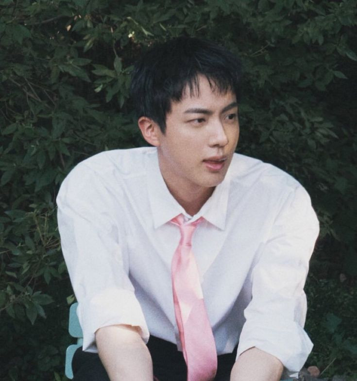 Học sinh nam diện kiểu tóc Ivy League gọn gàng