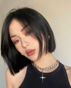 Kiểu tóc bob kiểu nhật hiện đại với đường cắt gọn gàng
