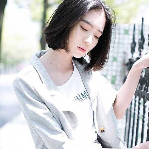 Kiểu tóc bob thẳng không mái đơn giản mà đẹp