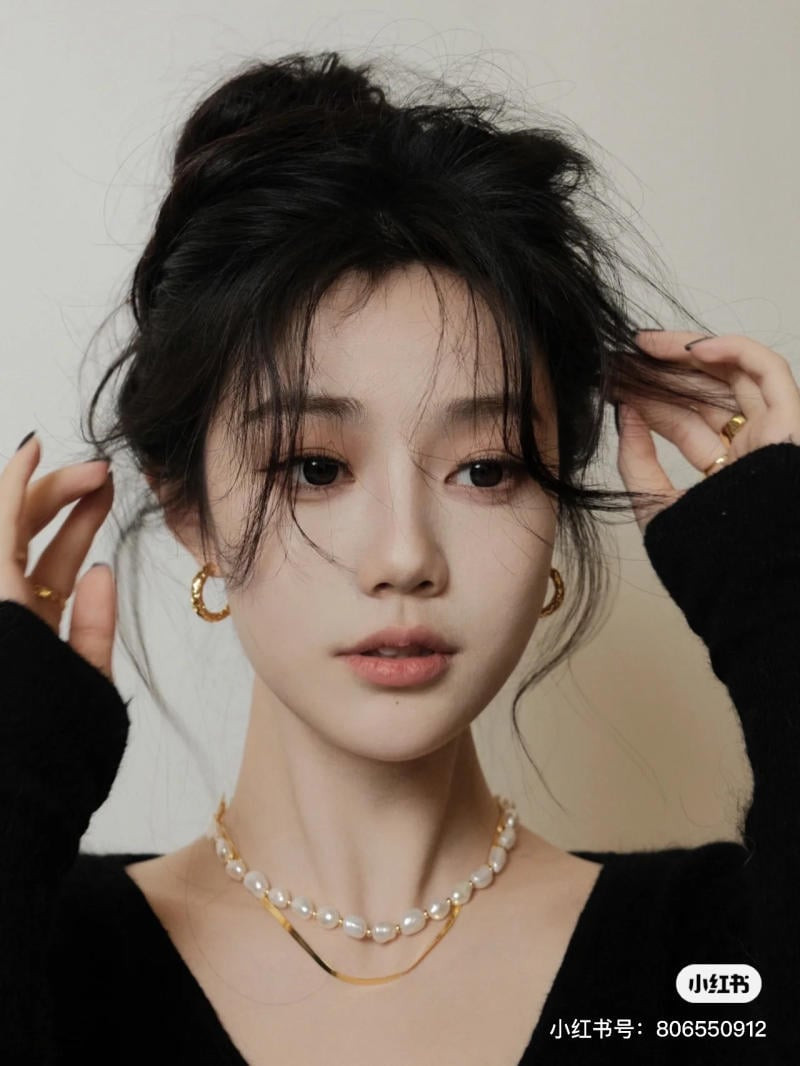 Kiểu tóc búi thấp đánh rối nhẹ nhàng