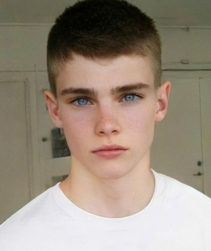 Kiểu tóc Crew Cut cho học sinh nam