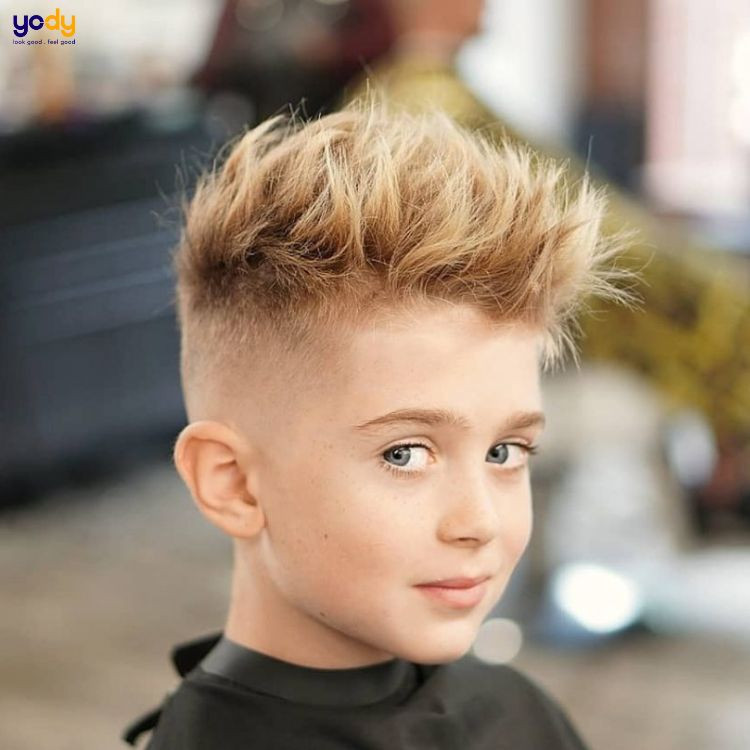 Kiểu tóc đầu đinh textured năng động