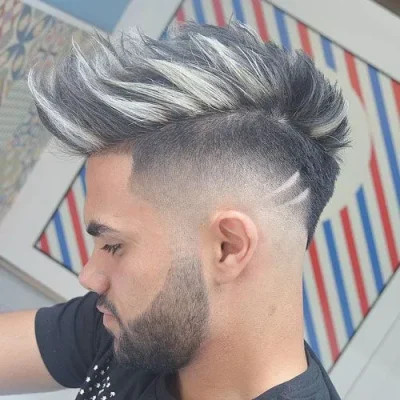 Kiểu tóc Faux Hawk trẻ trung và cá tính