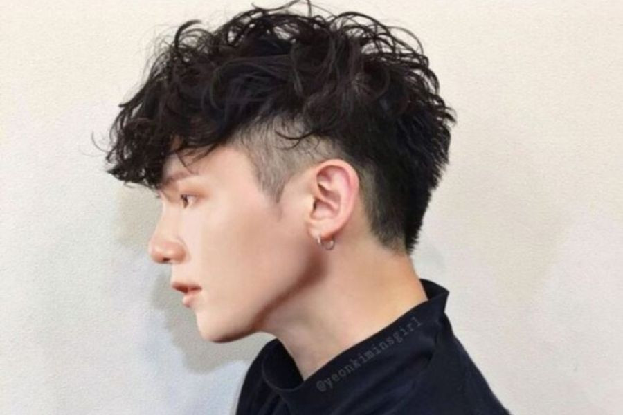 Kiểu tóc layer nam ngắn đánh rối mang vẻ phong trần và lãng tử