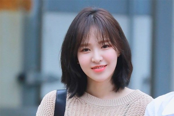 Kiểu tóc Lob cá tính và cực năng động cho nàng có thái dương lõm