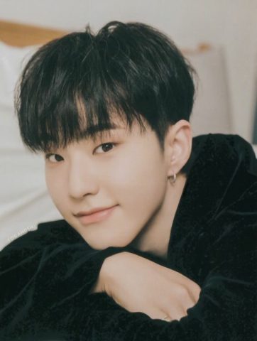 kiểu tóc messy layer nam bồng bềnh, phong cách