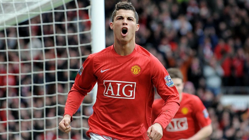 Kiểu tóc Mohican huyền thoại của Cristiano Ronaldo