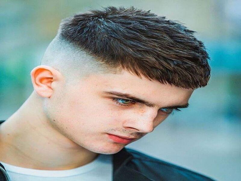 Kiểu tóc Mohican ngắn mái ngố trẻ trung