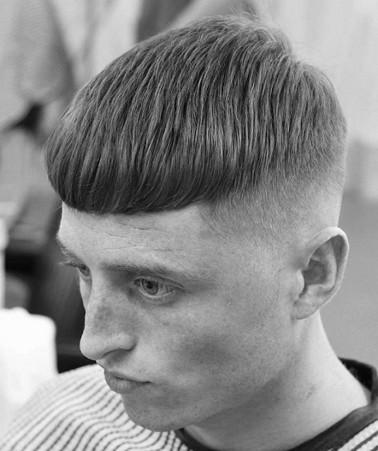 Kiểu tóc Mohican Side Part lịch lãm