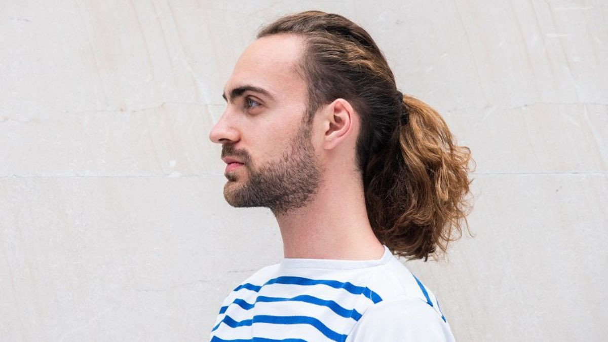 Kiểu tóc nam buộc đẹp đuôi gà cá tính