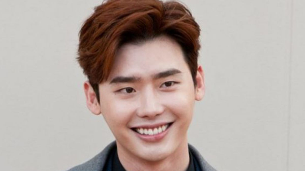 Kiểu tóc nam ngắn 7 3 uốn phồng