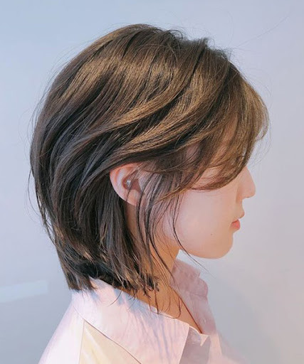 Kiểu tóc ngắn cho người trung tuổi bob layer hiện đại