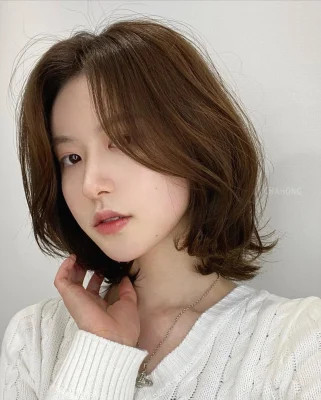 Kiểu tóc ngắn cụp tỉa tầng