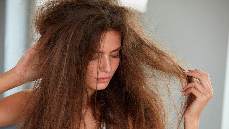 Kiểu tóc ngắn duỗi hơi nước