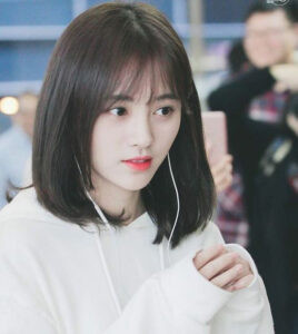 Kiểu tóc ngắn ngang vai thanh lịch của phụ nữ Nhật