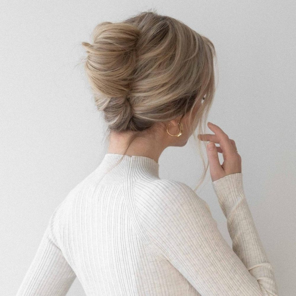 Kiểu tóc nữ đơn giản: Búi tóc kiểu Pháp thanh lịch