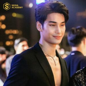 Kiểu tóc Side Part 7/3 siêu hợp với các sự kiện đặc biệt cho người tóc cứng