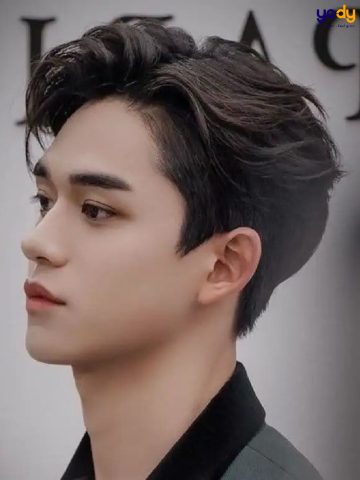 Kiểu tóc side part uốn phồng mang lại sự lịch lãm