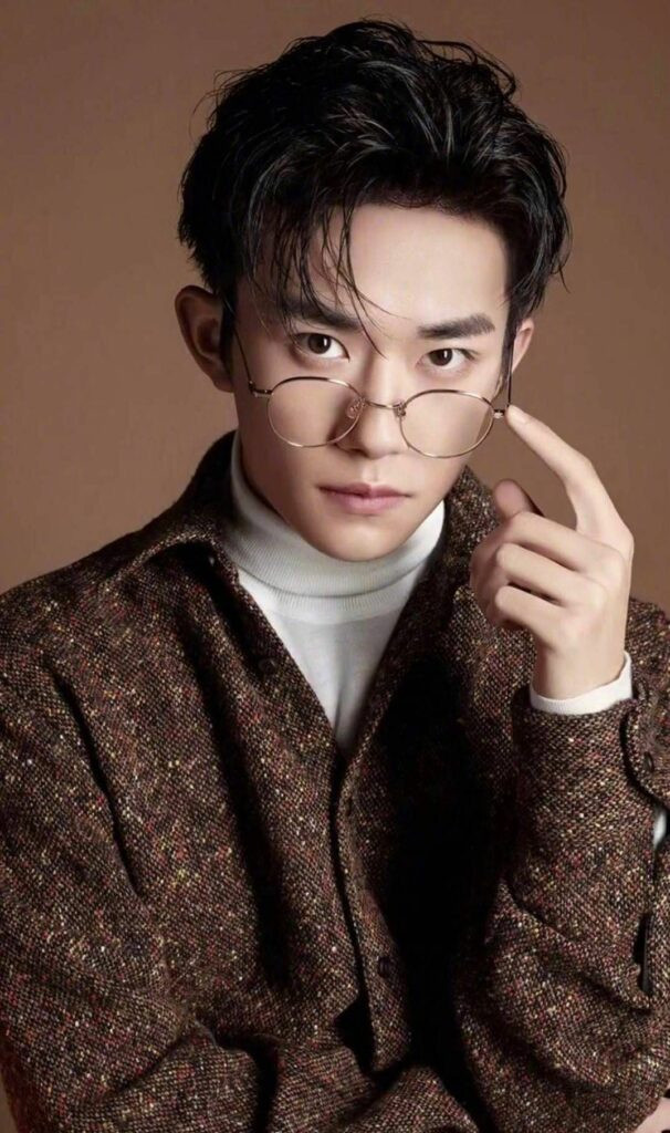 Kiểu tóc Slicked Back hiện đại