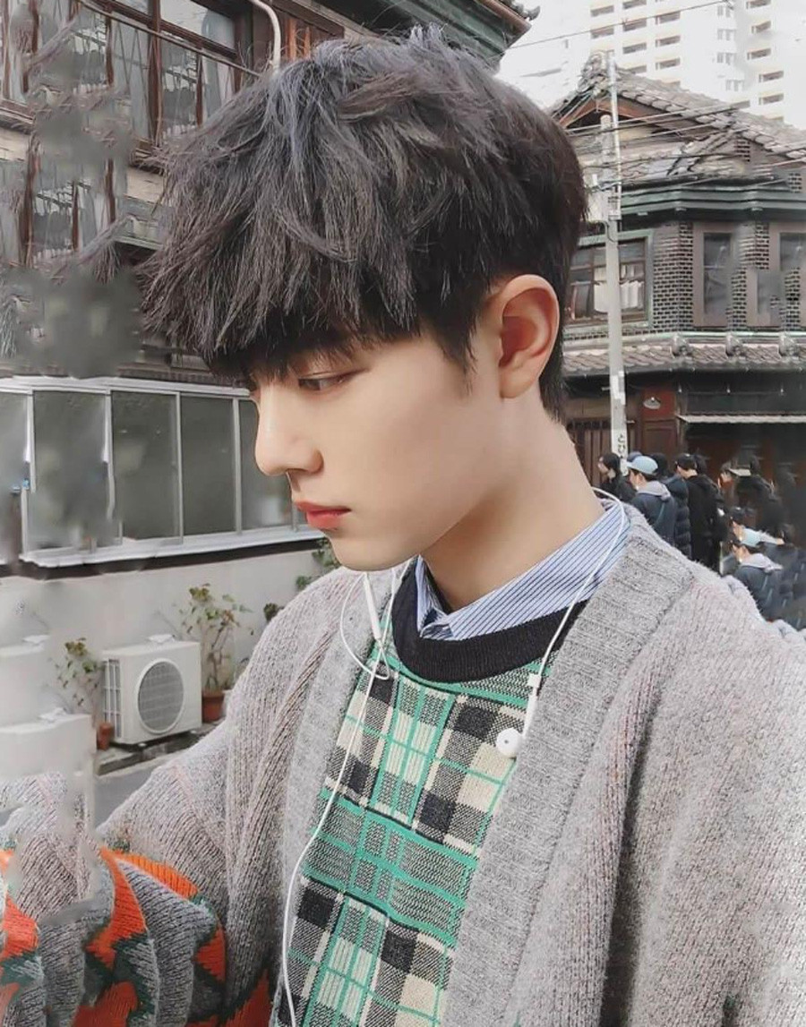 Kiểu tóc tỉa layer nam phù hợp với gương mặt