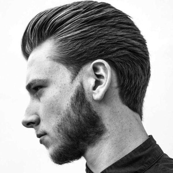 Kiểu tóc văn phòng nam Slicked Back cổ điển cũng là kiểu tóc nam công sở được yêu thích