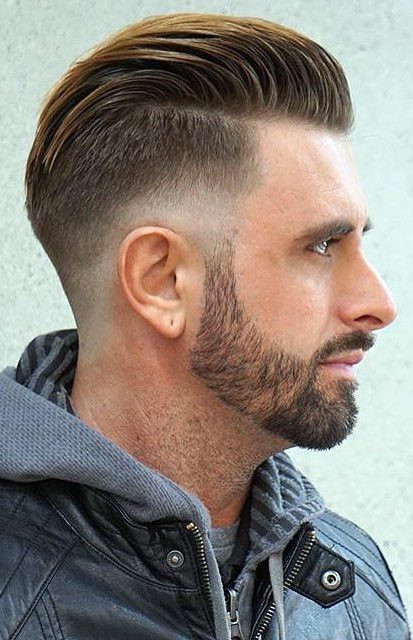 Kiểu tóc vuốt ngược Skin Fade và Slicked Back cổ điển trẻ trung