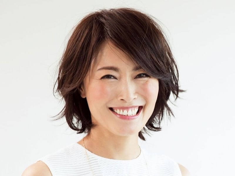 Kiểu tóc xoăn ngắn tự nhiên cho phụ functions.ai.render: The `alt` text provided could not be processed. This sometimes happens if the requested alt text is very long or contains special characters. Please try again with a different `alt` text.