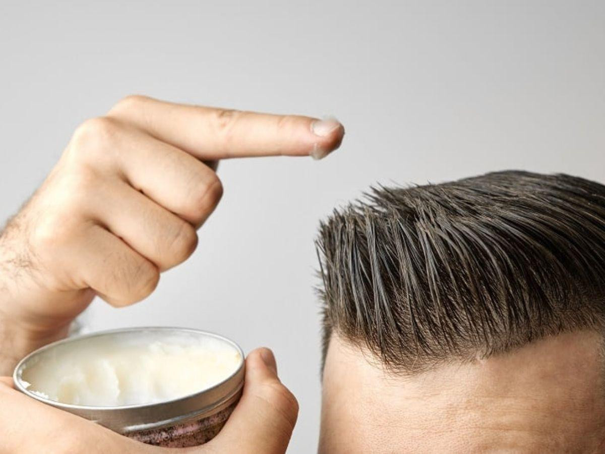 kỹ thuật vuốt sáp từ chân đến ngọn để tạo kiểu tóc đẹp nam