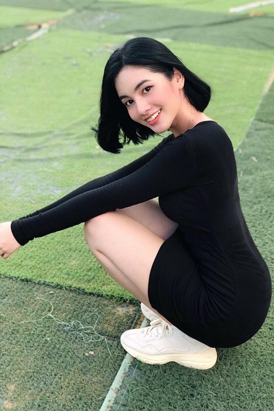 Nhan sắc đời thường của Cẩm Đan trở nên cá tính và thu hút hơn với mái tóc ngắn
