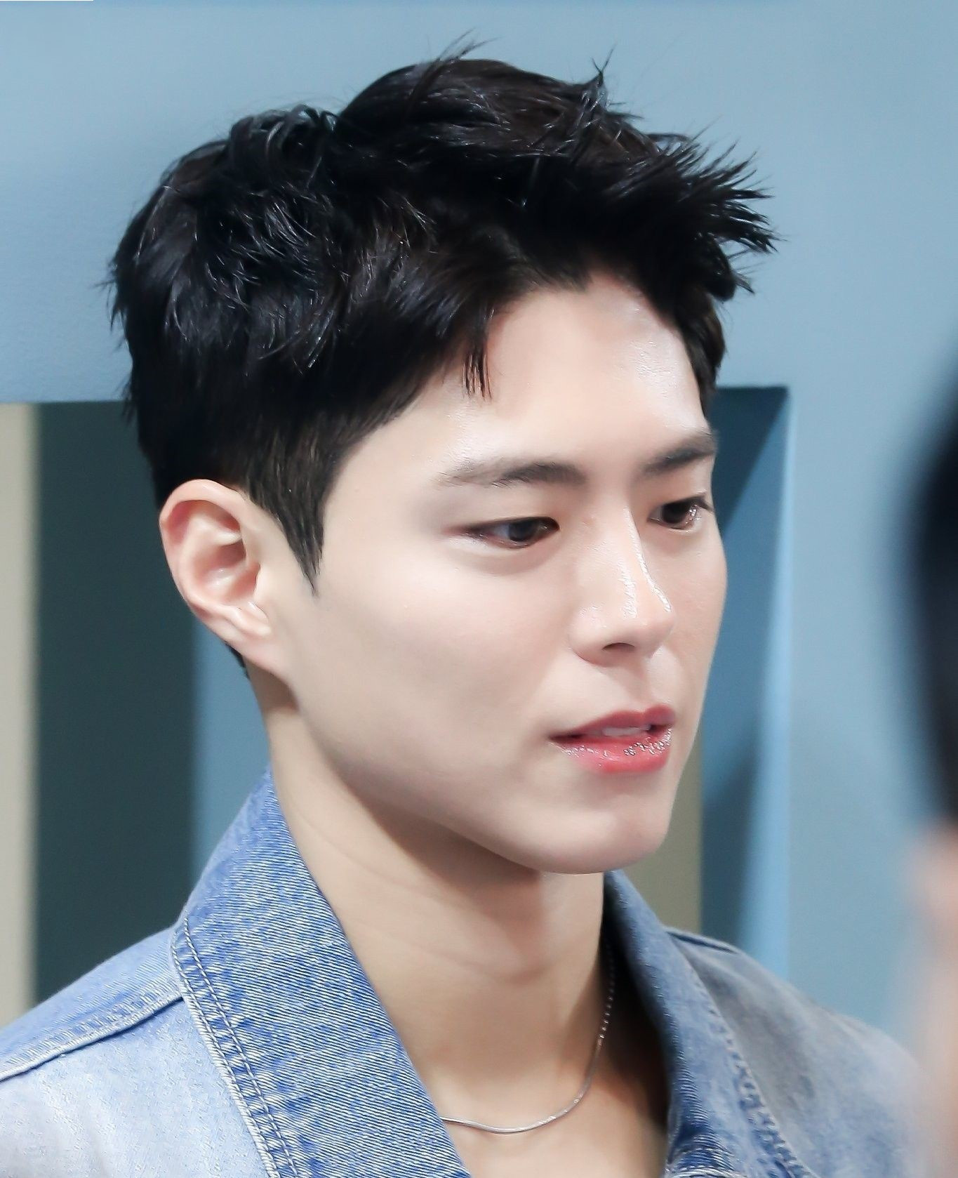 Park Bo Gum với kiểu tóc Ivy League nam tính và hiện đại