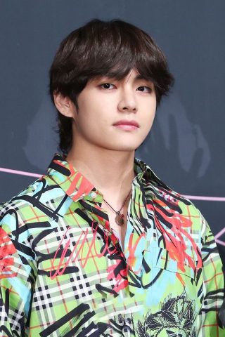 Phong cách tóc nam thập niên 90 đặc trưng với độ phồng