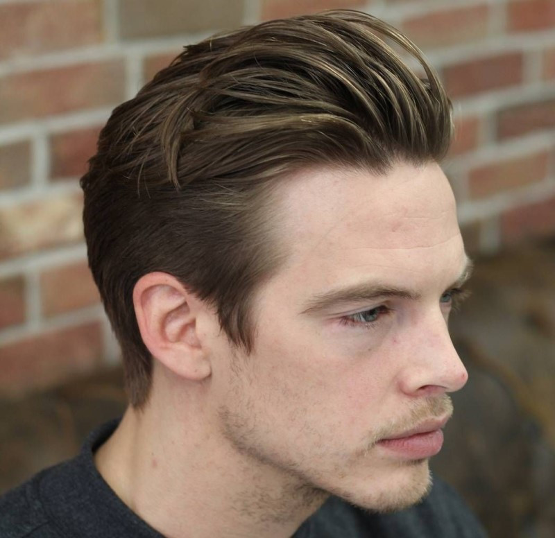 Quiff hớt chải ngược với độ phồng tự nhiên