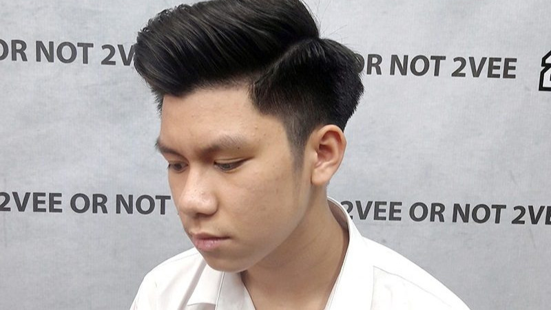 Slick back Pompadour ngắn lịch lãm