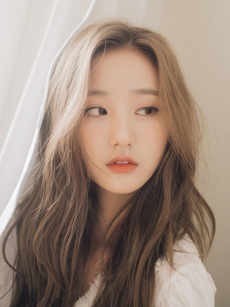 Thử ngay màu nâu lạnh cho nàng mặt tròn