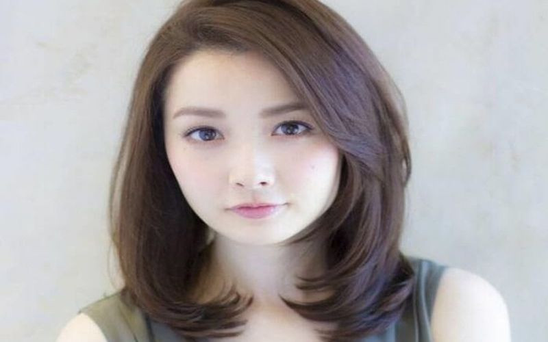 Tóc bồ câu ngang vai uốn cụp duyên dáng