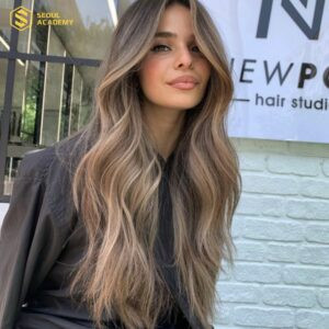 Tóc dài gợn sóng nhuộm balayage nâu vàng