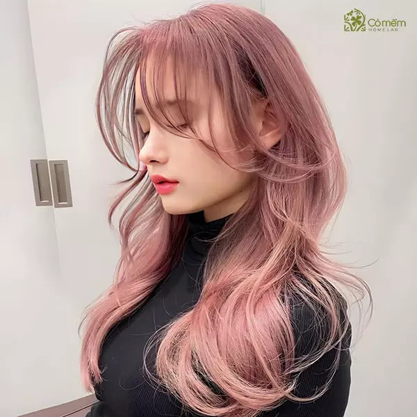 Tóc dài xoăn mái thưa ngọt ngào chuẩn Hàn