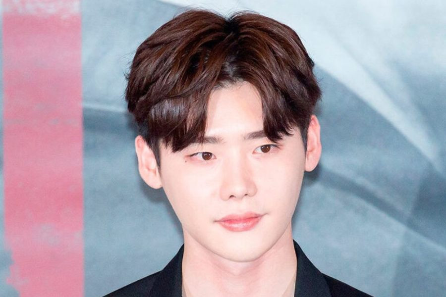 Tóc layer nam ngắn rẽ ngôi giữa thanh lịch