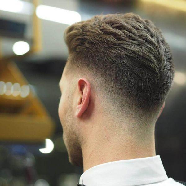 Tóc Low Fade tạo hiệu ứng đậm nhạt cho tóc