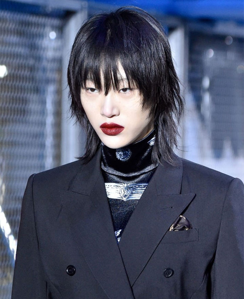 Tóc ngắn mullet layer nữ mặt dài, phong cách thời thượng và cá tính