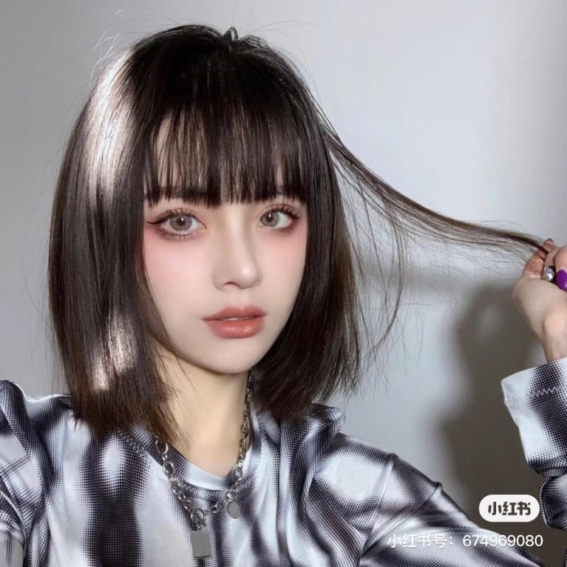 tóc ngang vai mái bằng