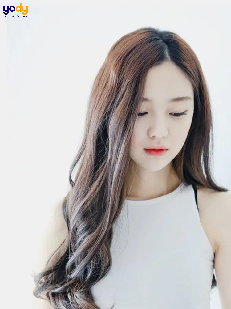 Tóc uốn đuôi đẹp phong cách Hàn Quốc