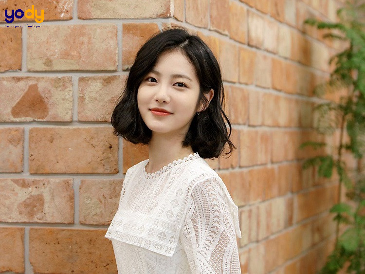 Tóc uốn đuôi ngắn